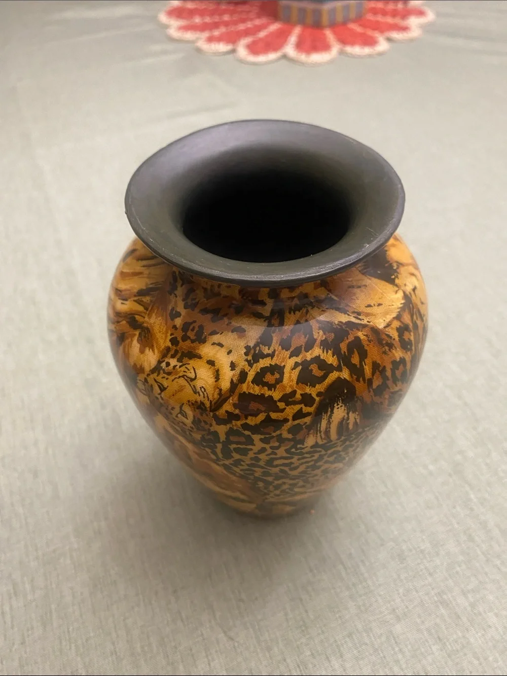 Vintage Safari Decorative Vase: African Jungle Patchwork Ceramic Decor - Picture 4 of 12